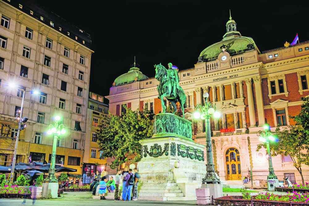 Spomenik na Trgu republike krije jednu tajnu za koju mnogo ljudi ne zna