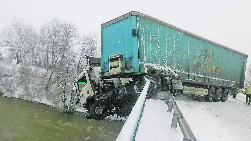 Nenad: Ostali smo bez ičega!