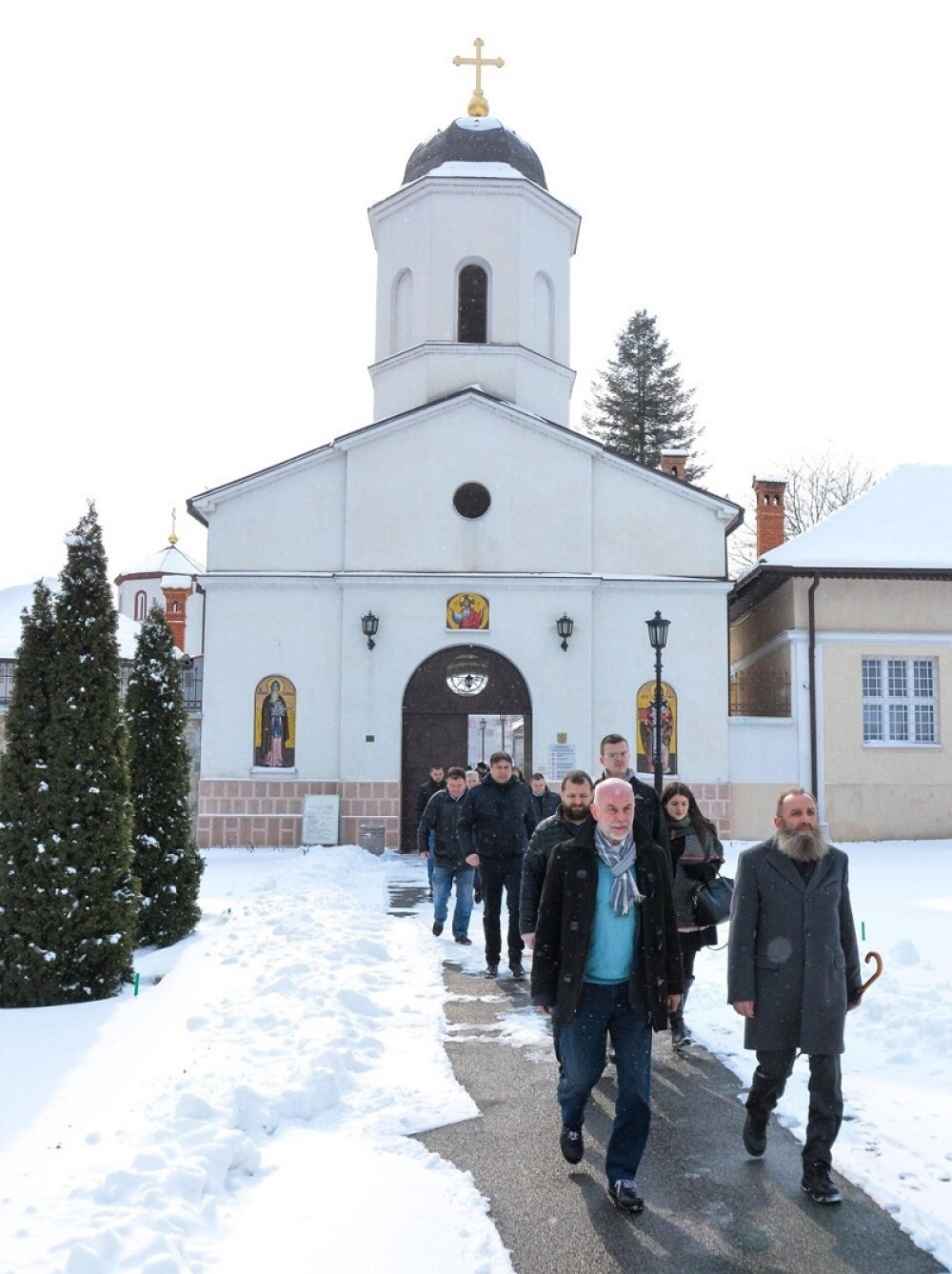 Odbornici POKS-a na grobu patrijarha Pavla