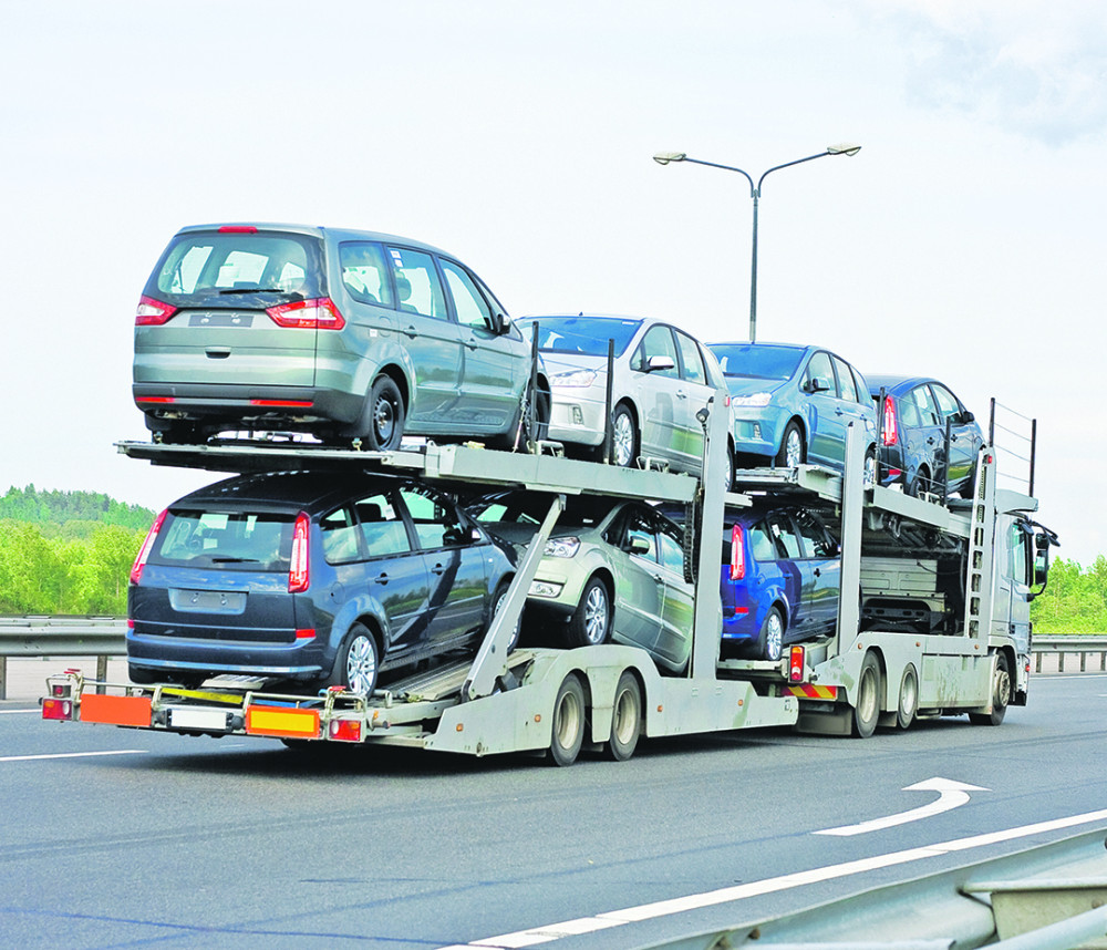U ponudi mercedes, reno i potpuno neočekivana vrsta vozila... Kako kupiti automobil od države za samo 9000 dinara? (DETALJNO UPUTSTVO)