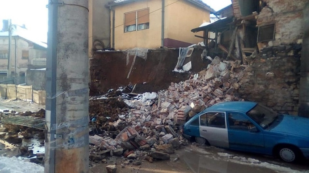 U klizištu nastradala beba: Poginulo još troje odraslih, ima povređenih