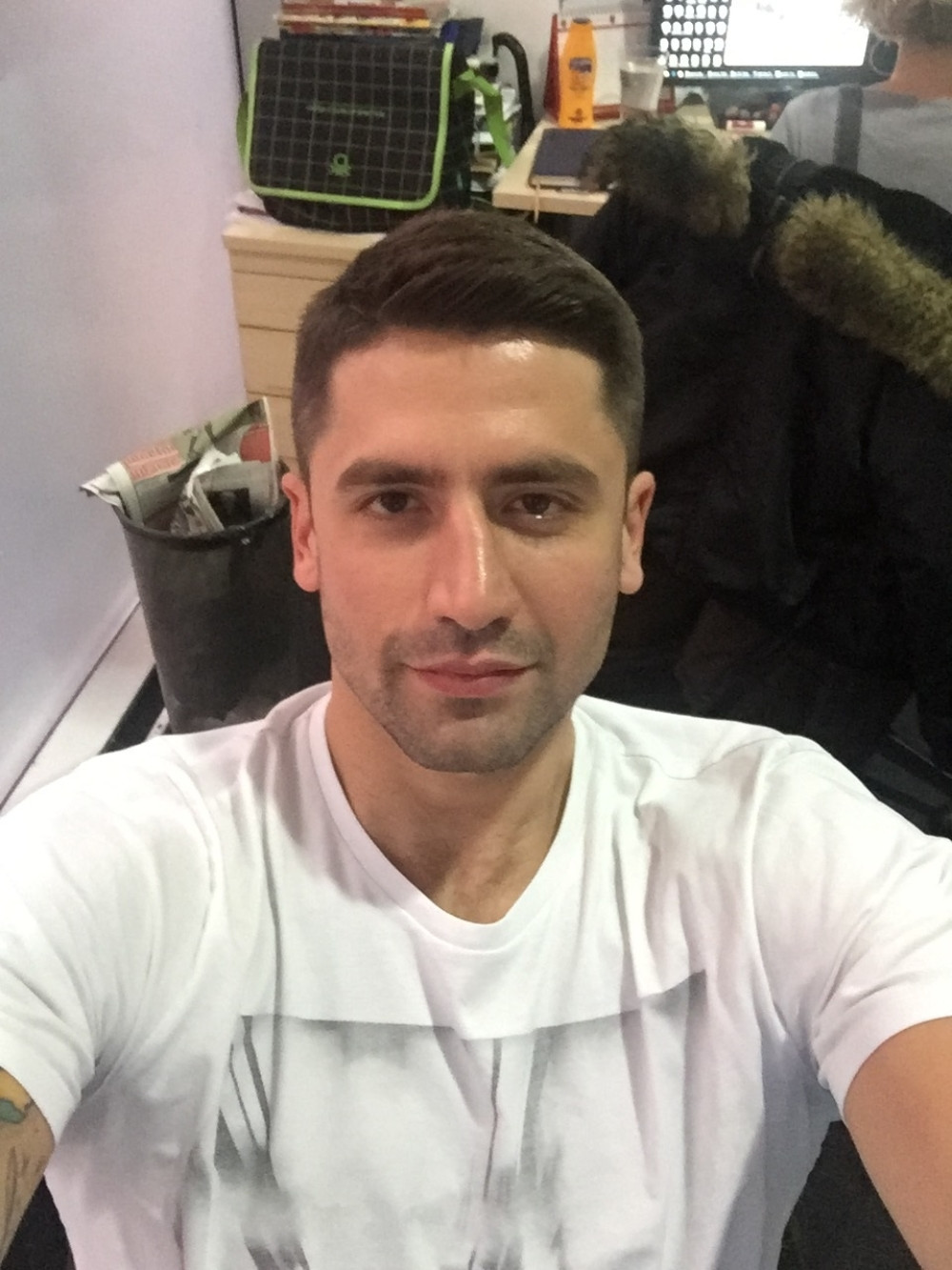 Ani nije lako da bude moja supruga!