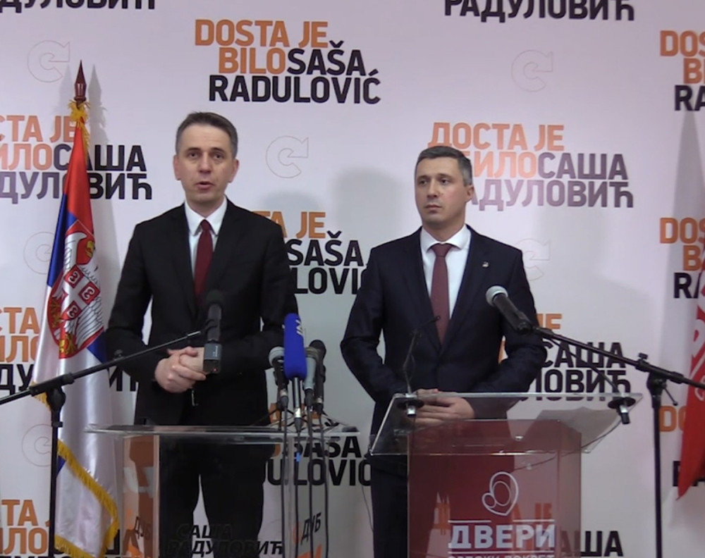 Radulović i Obradović ne mogu očima da se vide