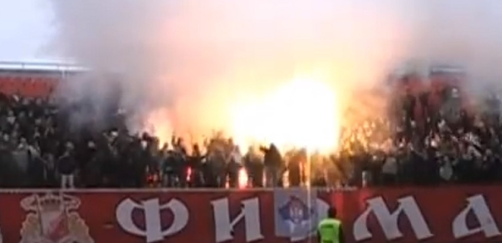 Navijači Vojvodine pokušali da maltretiraju igrače Crvene zvezde!