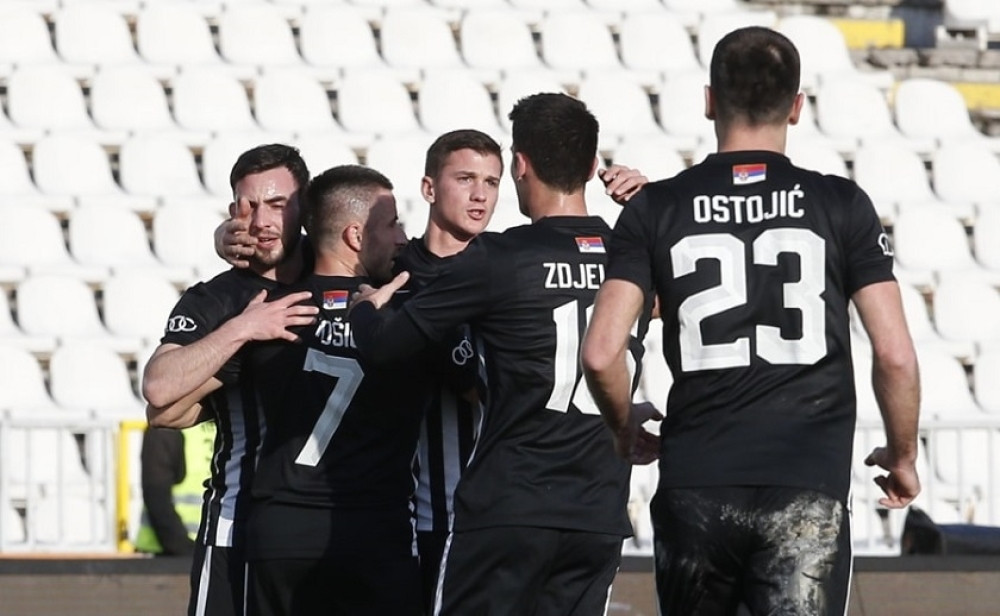 Partizan i Zvezda sigurni pred svojim navijačima, sledi "večiti derbi"!