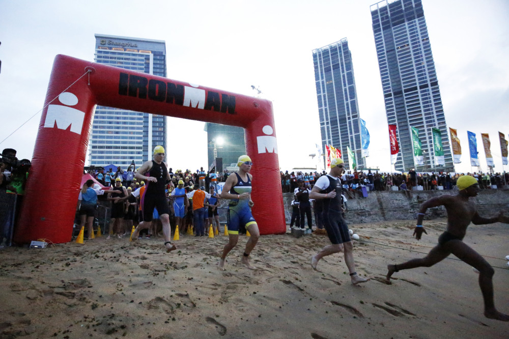 Oteli trijatlonca, pa mu testerom rezali noge!