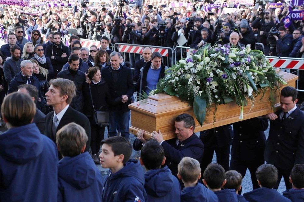 Bufon u suzama, saigrači ne dolaze sebi, 10.000 ljudi se oprostilo od Astorija (FOTO+VIDEO)