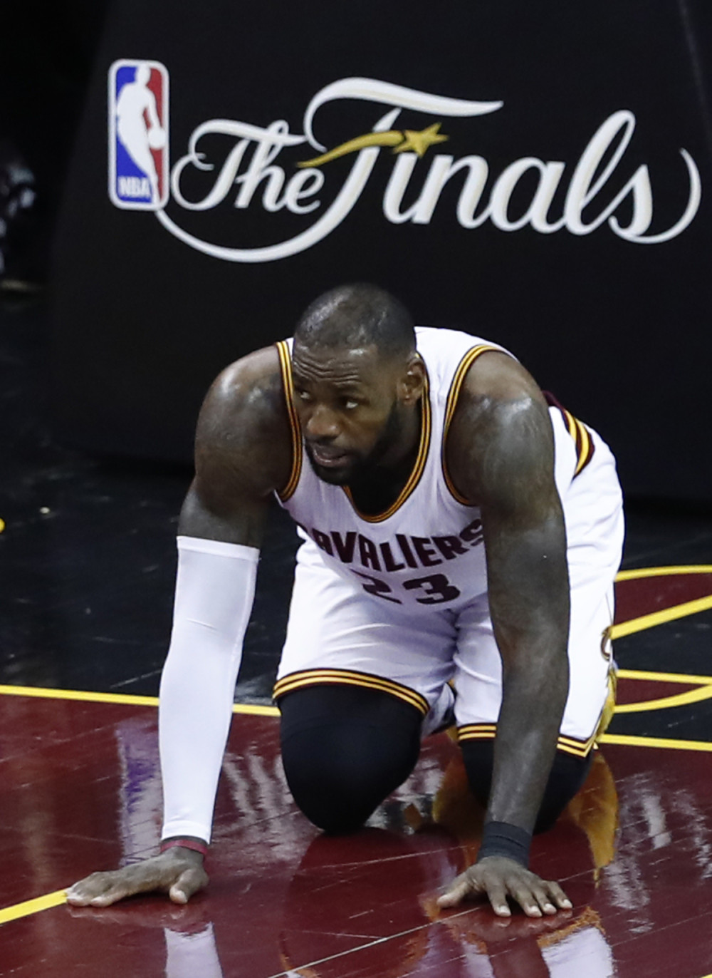 Lebron za vođstvo Kavsa, Kari se vratio