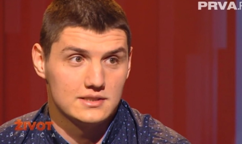 Milan nema za knjige, ni za hranu, ali nije pao nijedan ispit na medicini!