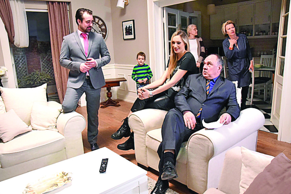 POZNATA GLUMICA POSTAJE MAMA: Trudna zvezda serije "Istine i laži" (FOTO)