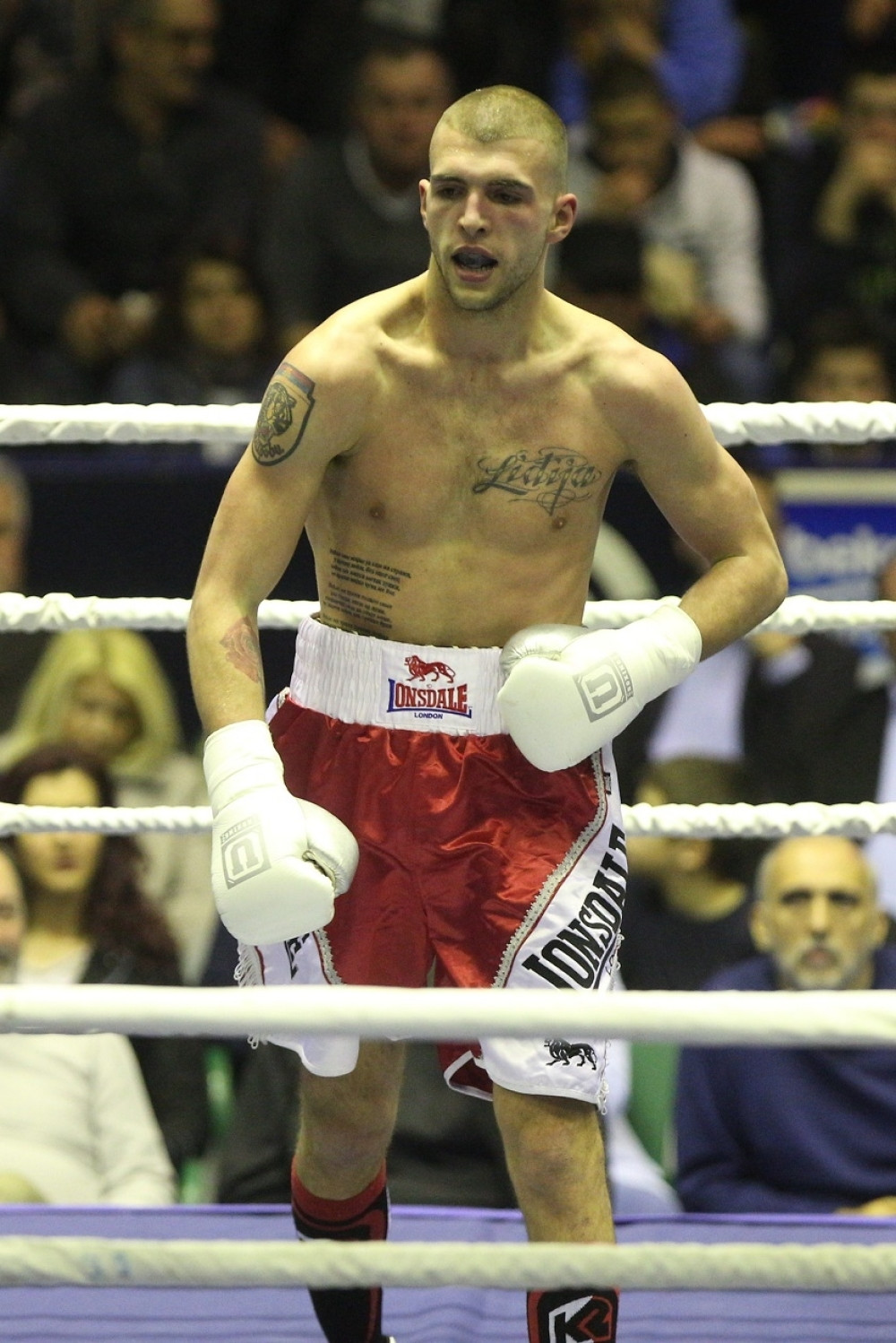 Svi koji misle da sam MAMIN SIN i da ne mogu da povredim nikog NEKA DOĐU NA SPARING!