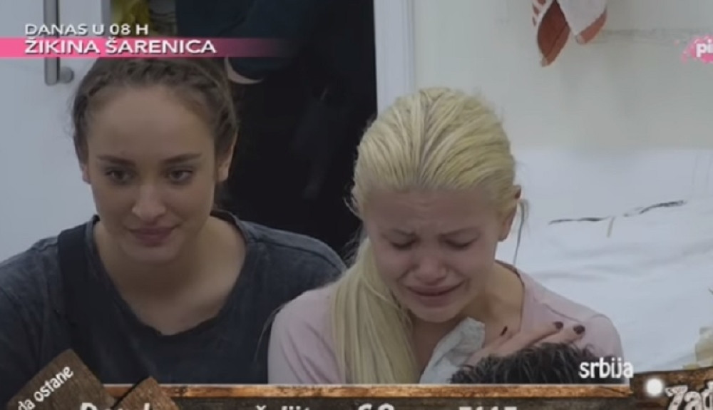 Sanja dobila poruku od mame, nećete verovati kako!