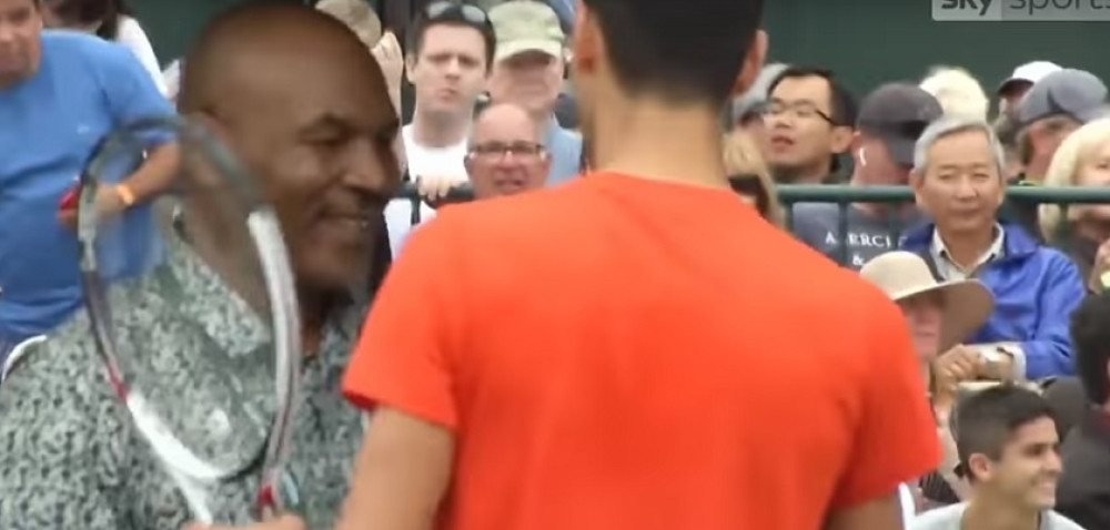 Nole se rukovao sa Tajsonom, pa sparingovao sa njegovom ćerkom