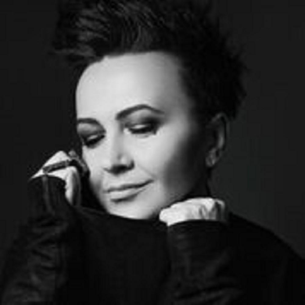 Amira snimila spot u studiju Bitlsa