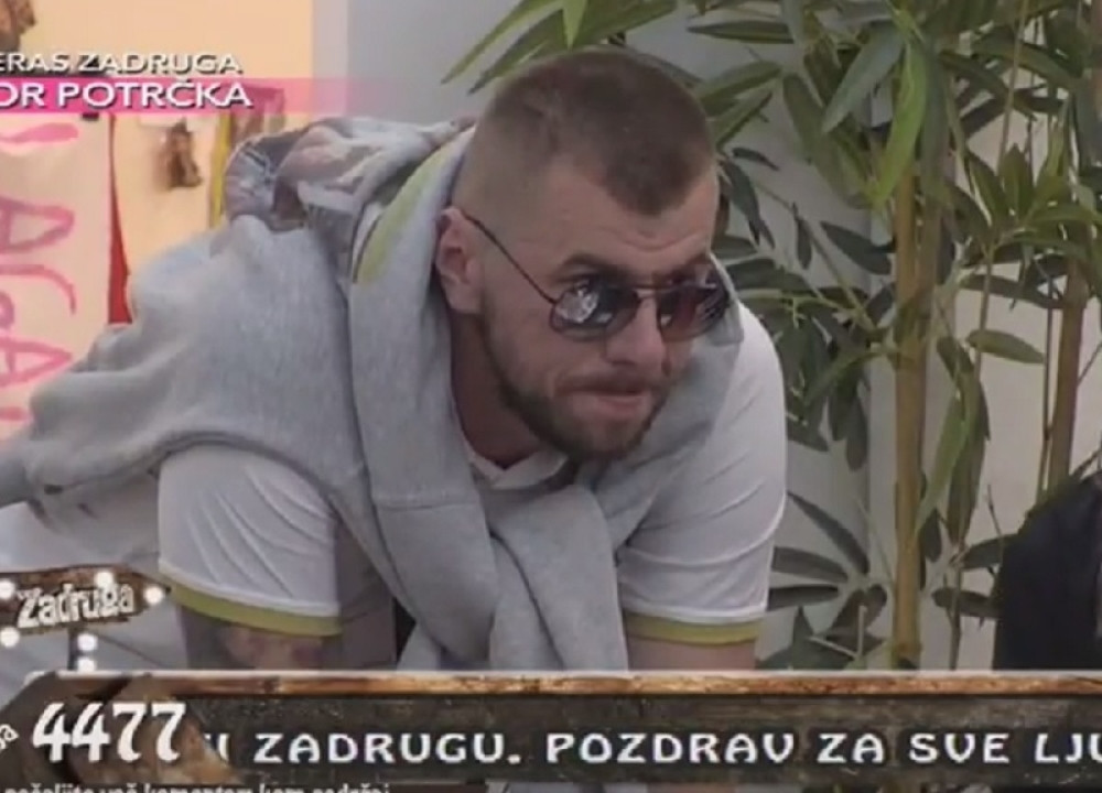 Janjuš u suzama proslavio rođendan, zapanjio se kada je pročitao ženino pismo!