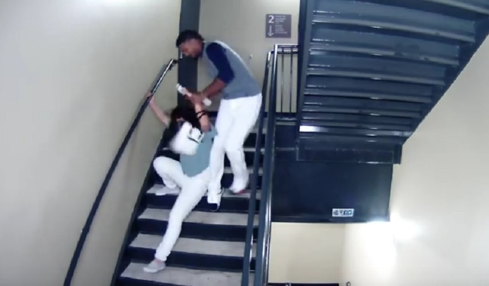 Slavni sportista krvnički pretukao devojku i izobličio joj lice!