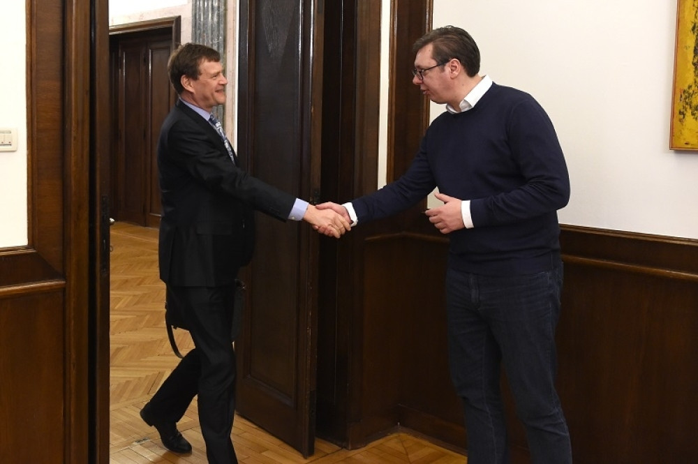 Šef misije MMF čestitao Vučiću
