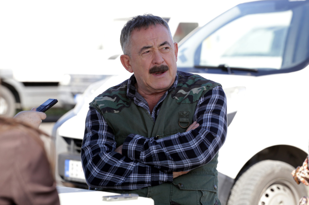 Mima Karadžić je bio u braku sa njom! Na venčanju mu je kumovao popularni glumac!