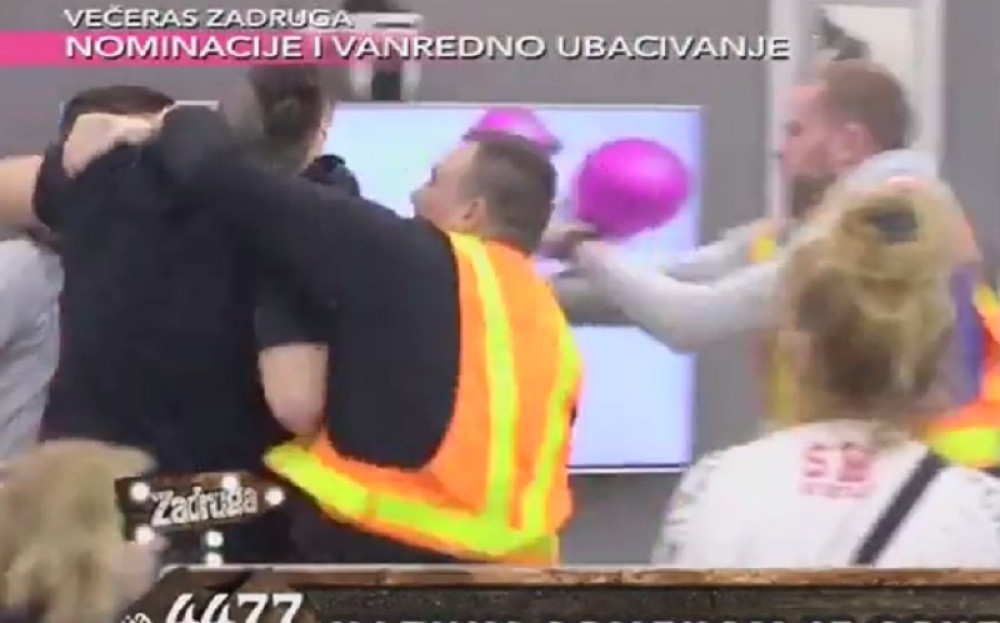 Sloba skočio da mlati Marka, obezbeđenje uletelo, nisu mogli da ga smire! (18+)