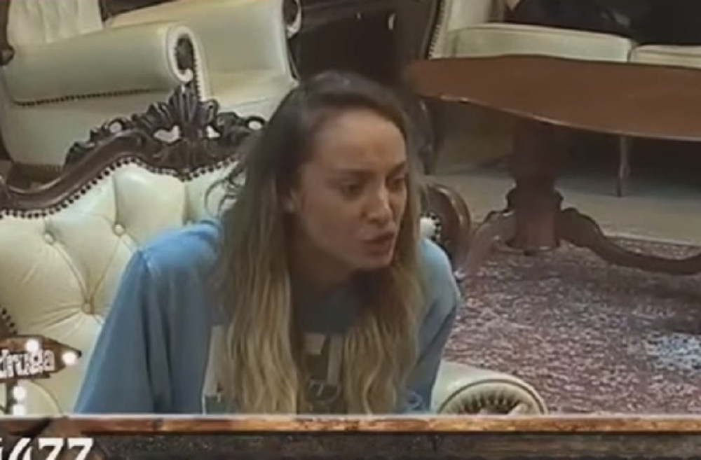 Luna porazbijala sve po zadruzi!