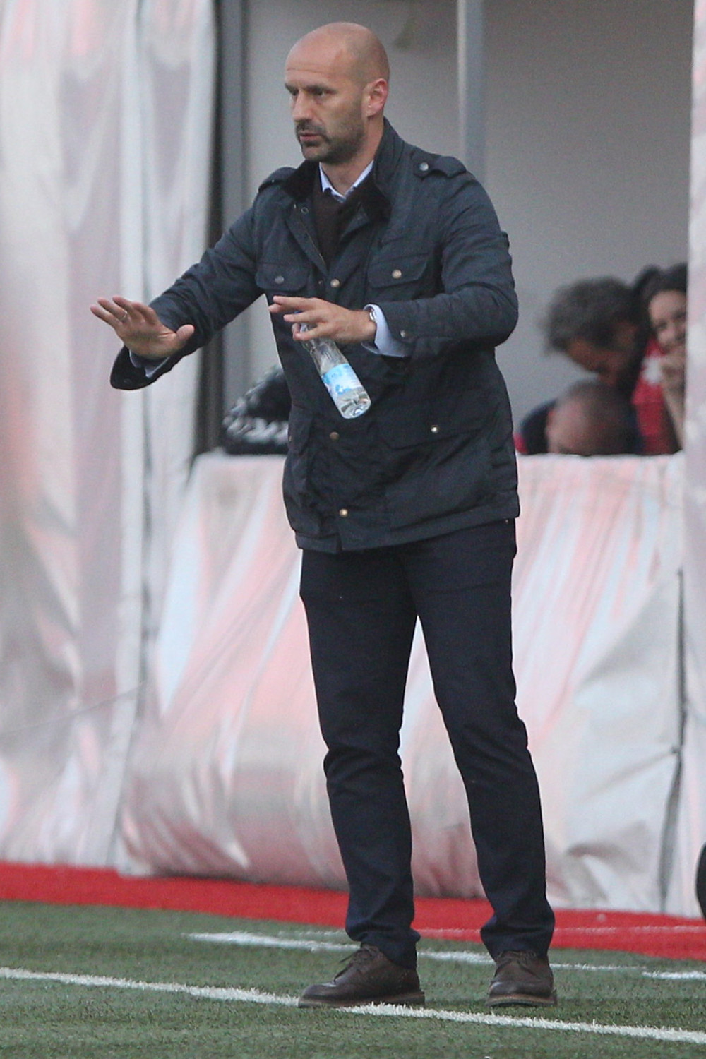 Stolica pred odlaskom?