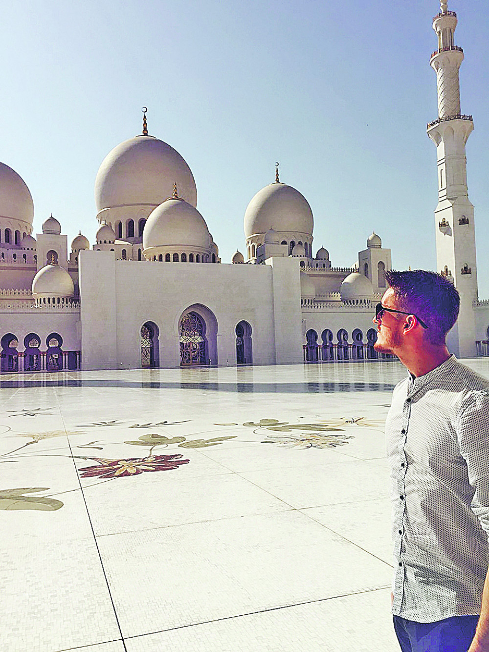 Ivan: Ovde se sve vrti oko novca i seksa!