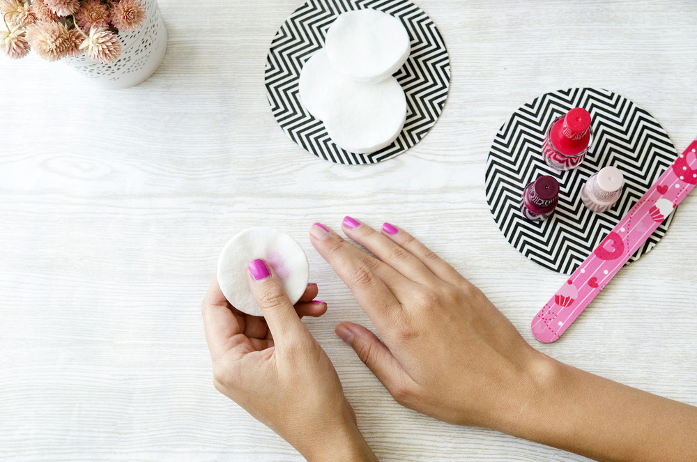 Najboljih 12 trikova koji će vam olakšati sređivanje noktiju!