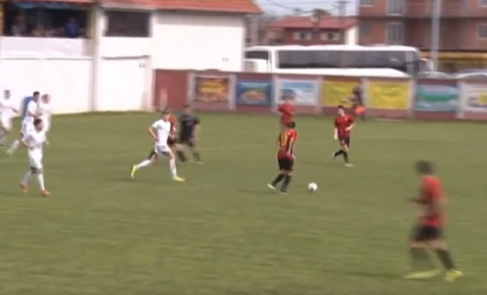 Omladinci Mačve pretukli fudbalskog sudiju, pa ga bacili u kanal!