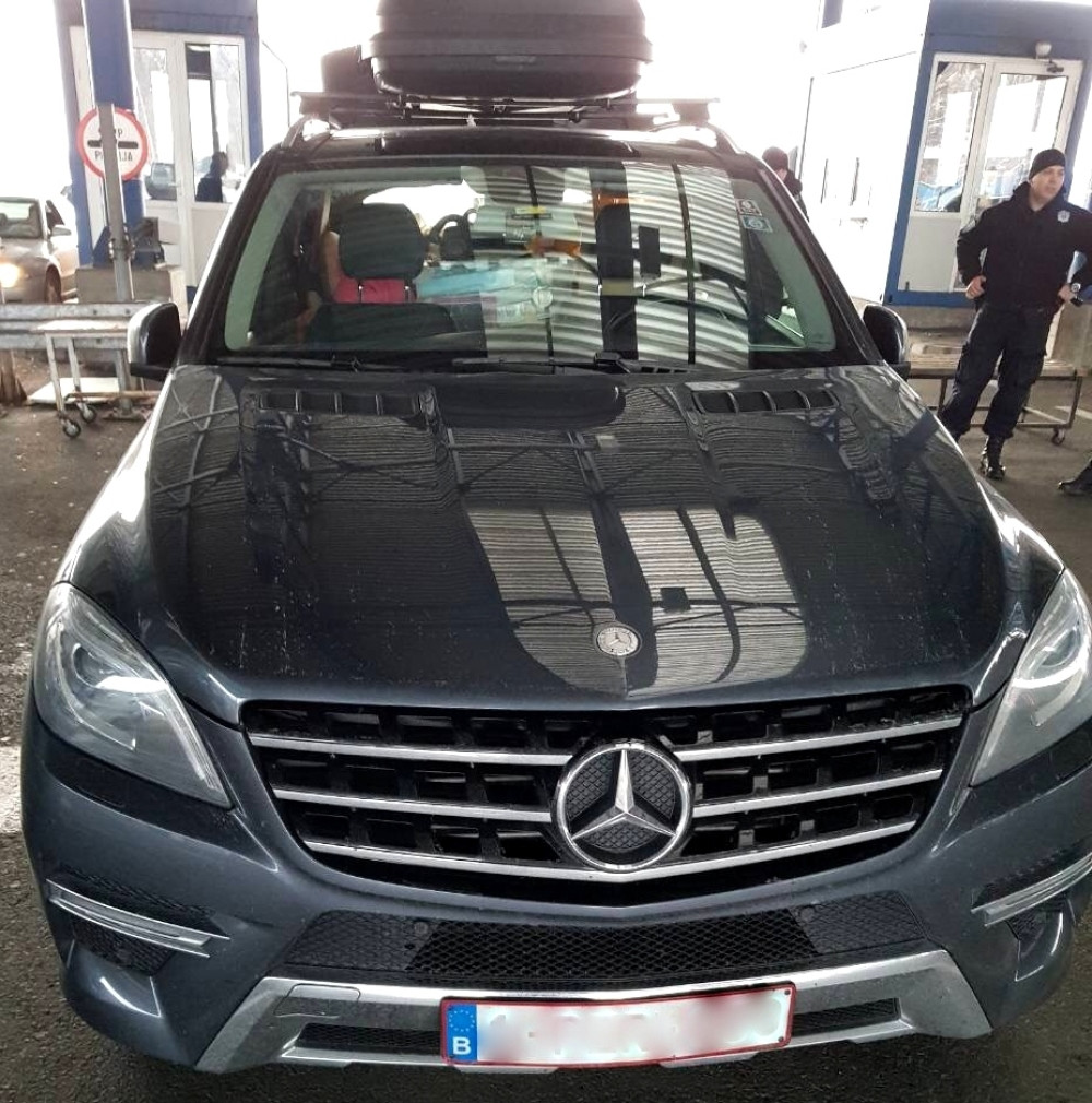 Krio 21.000 evra u štop svetlu