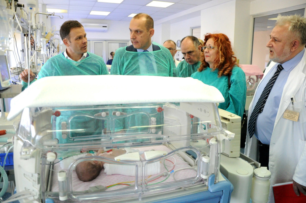 Savremeni aparati donirani Institutu za majku i dete