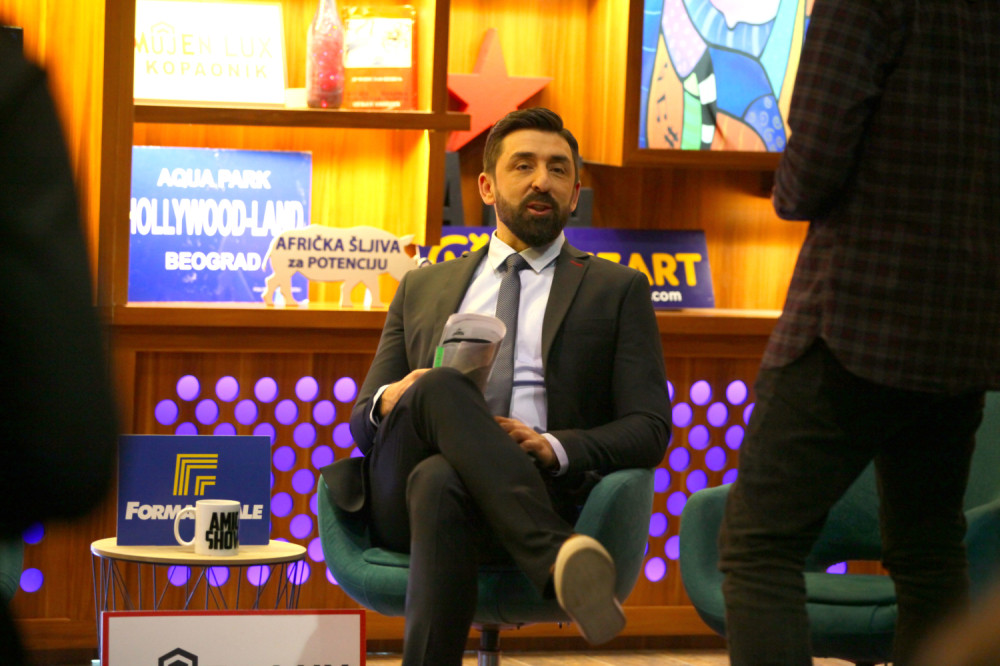 Oglasile se KOMŠIJE Ognjena Amidžića: Razvezali jezik i otkrile kakav je voditelj zapravo!