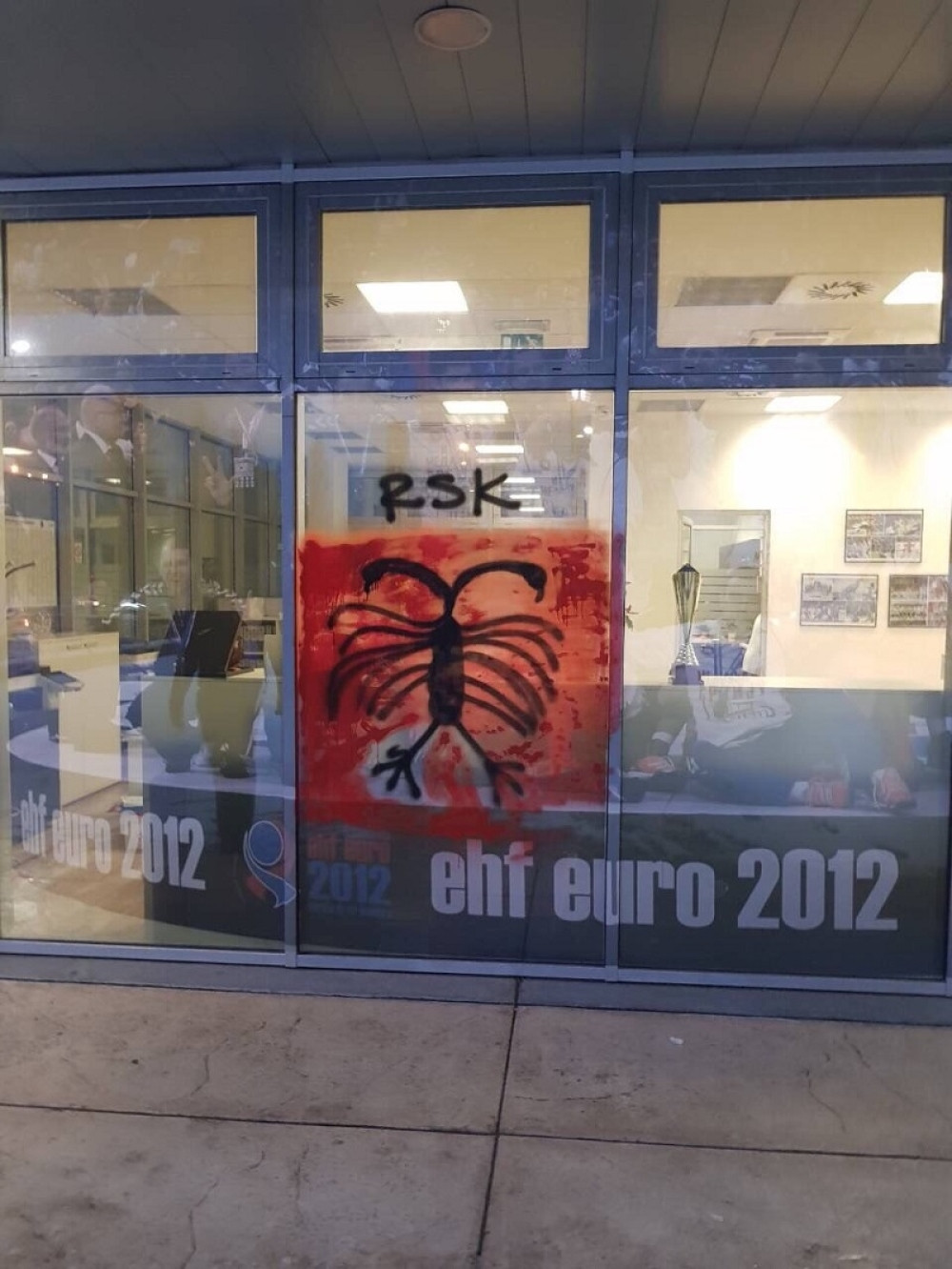 Oskrnavljene prostorije Rukometnog saveza Srbije