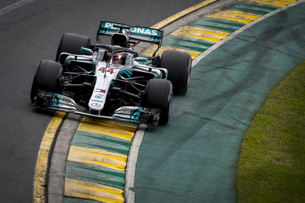 Savršenom Hamiltonu pol pozicija u Melburnu!