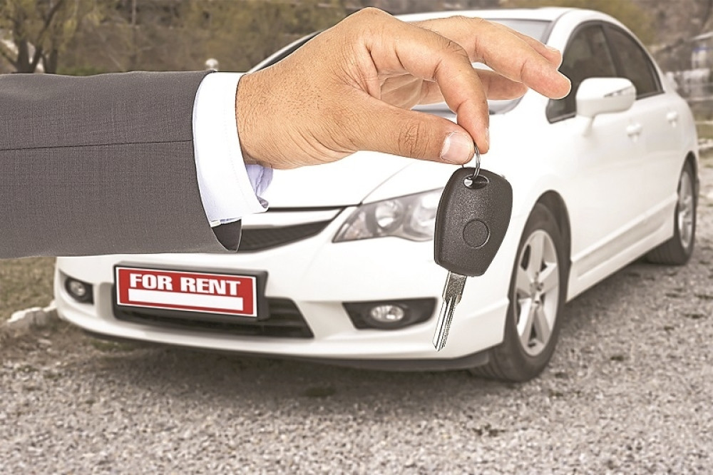 Srbi opelješili rentakar agencije i zaradili milion evra!