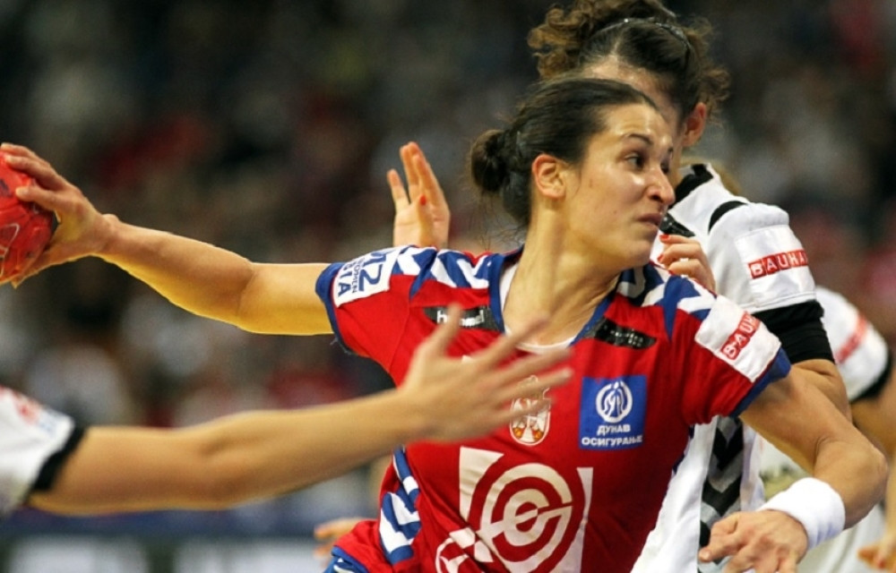 Pred Svetsko prvenstvo smo ostali bez najbolje rukometašice