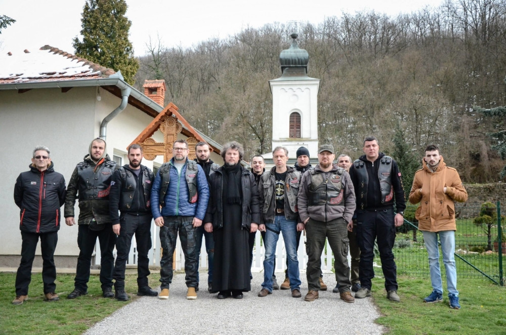 Noćni Vukovi posetili Resavsku Svetu goru