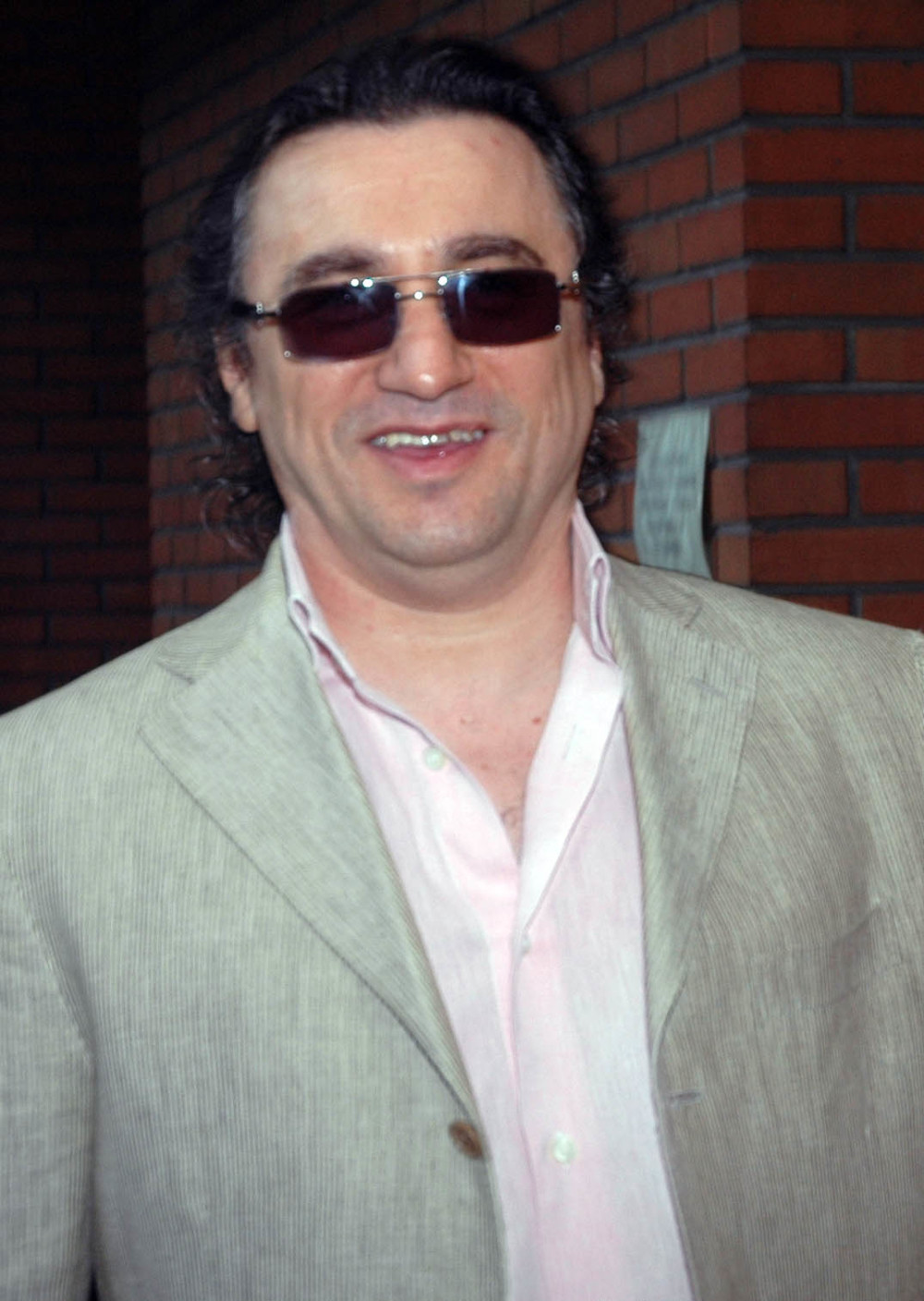 Sreten Jocić tužio Srbiju za pretrpljenu štetu! Limuzine pet godina propadale!