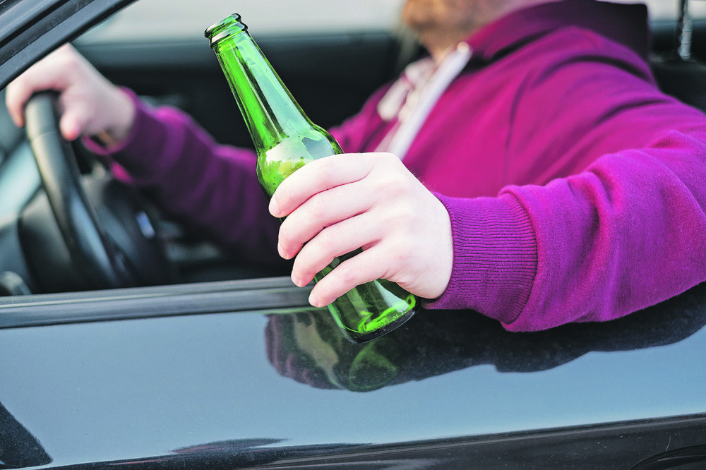 U nesreći poginuo suvozač, pijanog vozača policija pronašla kod kuće