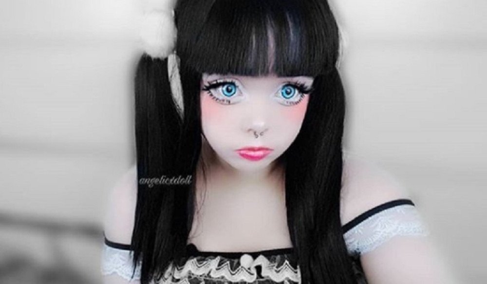 Rešila je da se pretvori u živu lutku, armija pratilaca na Instagramu je podržava!