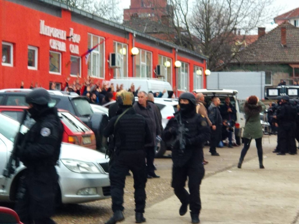 Đurića posle hapšenja ROSU i deportacije preuzela srpska policija! (VIDEO)