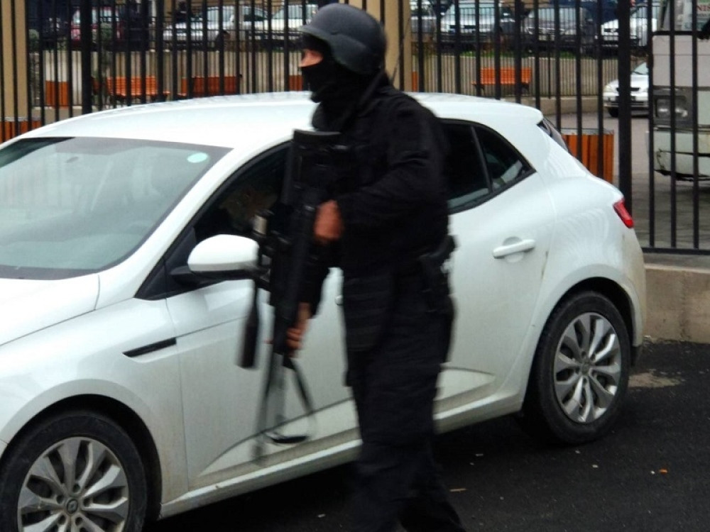 Upad ROSU na sever završio U KRVI! Pucnjava se nastavlja, Vojska Srbije čeka znak da krene!