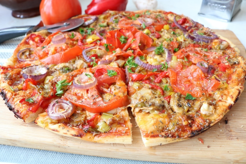 Pica uopšte nije nastala u Italiji, a jedna kraljica je "kriva" za današnji izgled mnogima omiljenog jela