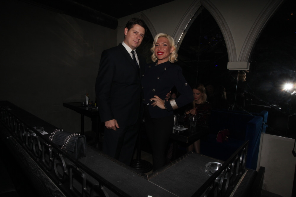 Političar prevario trudnu voditeljku, a njena rekacija je šokantna!