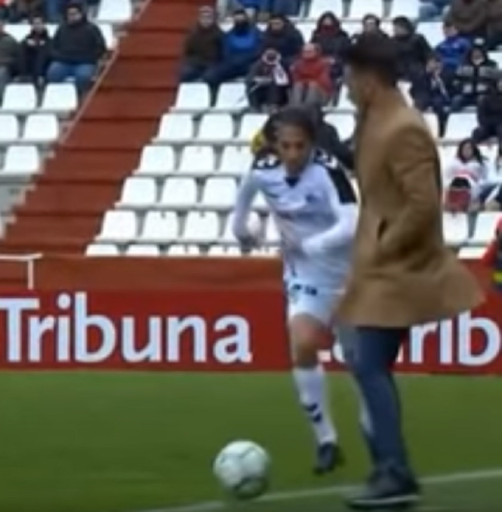 Trener ušao u teren i prekinuo kontru protivničke ekipe