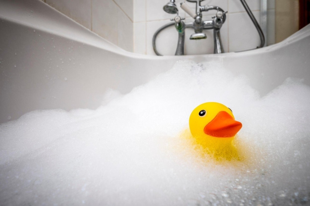 Gumene igračke za kupanje pune bakterija!