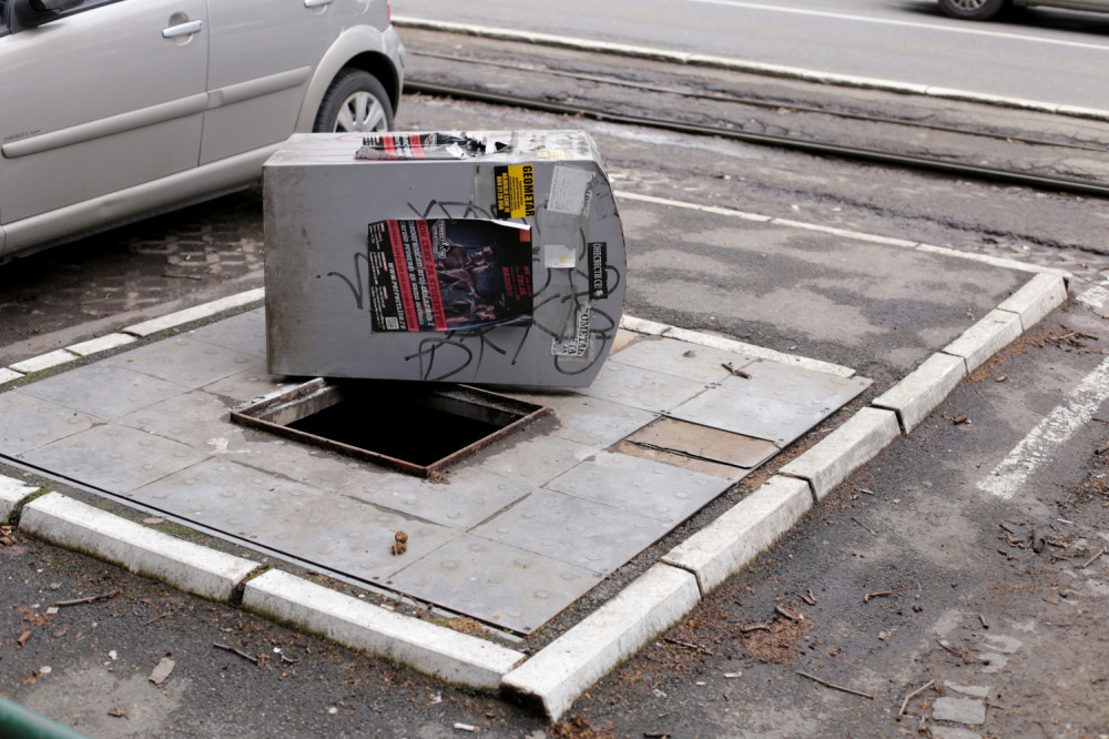 Kome smetaju podzemni kontejneri?