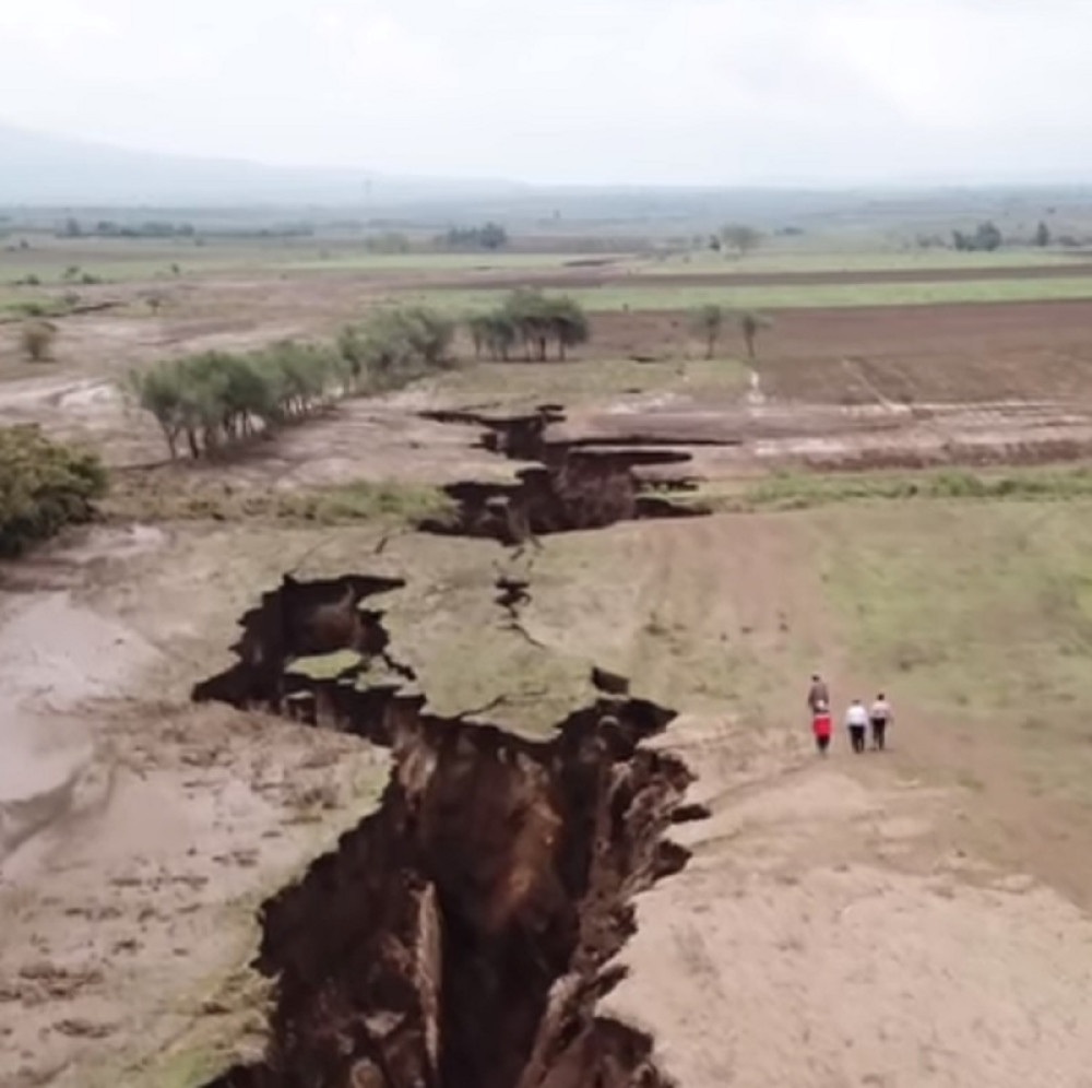 Afrika se cepa na dva dela