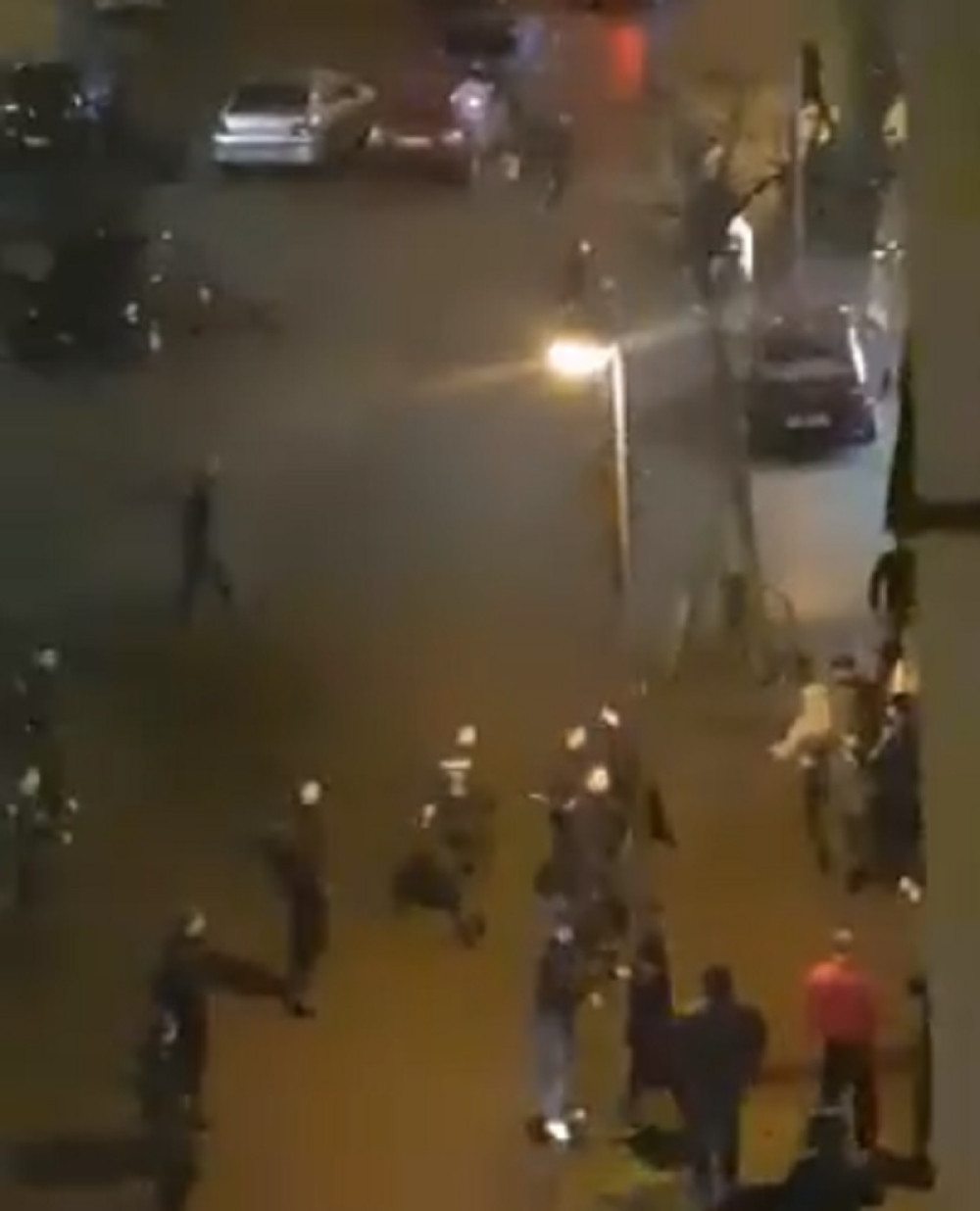 Stotine izbeglica zaratilo u Bihaću, više teže povređeno, policija uhapsila preko 50 LJUDI!