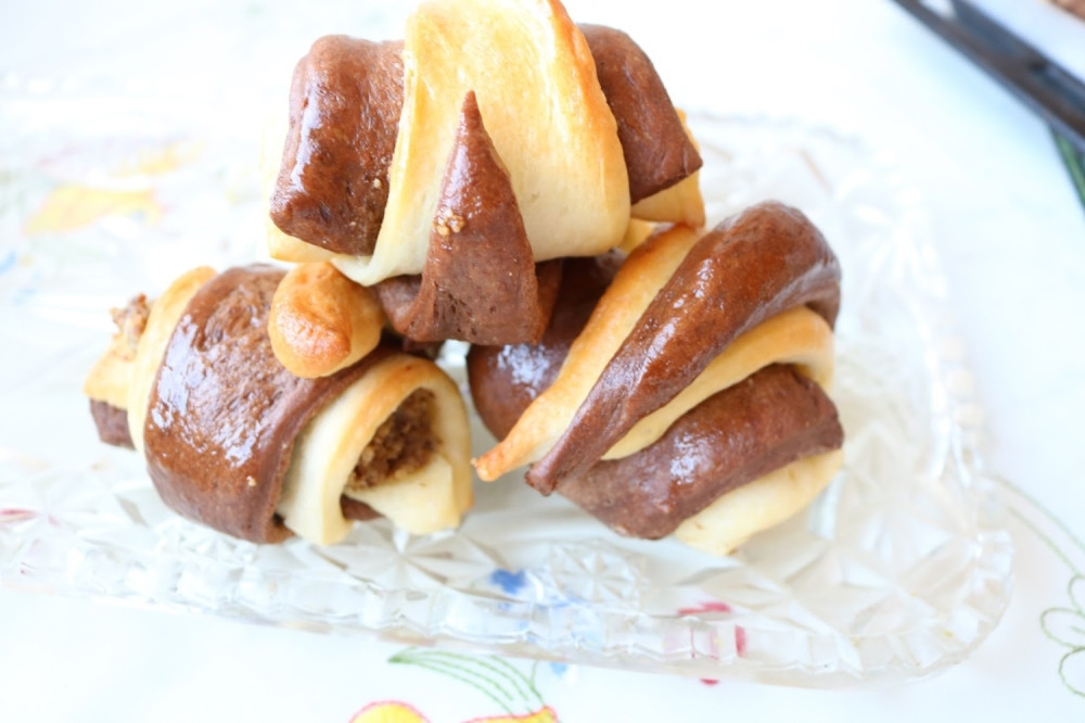 Šarene kiflice sa orasima