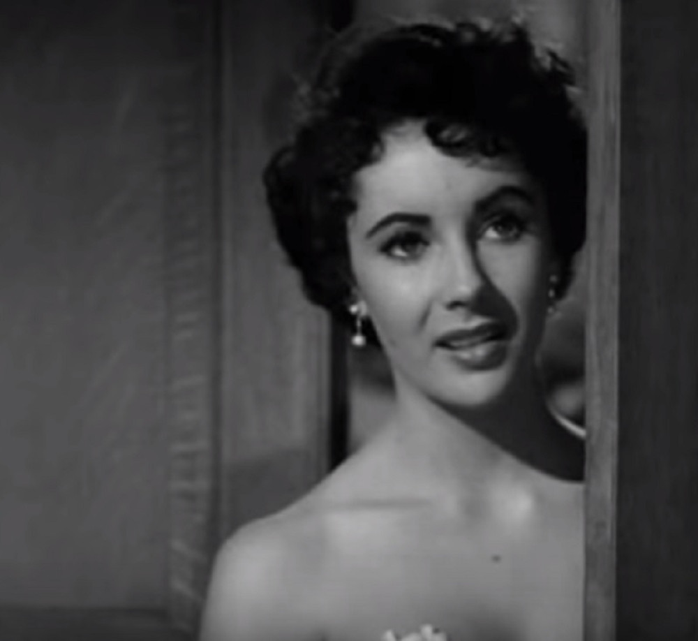 Njenoj lepoti se divio svet, a ostala je skandalozna i nakon smrti zbog ovoga!